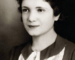 Olivia’s mother-in-law, Mrs. Nahem ‘Nathan’ Eid Abdow, née Mary Doumite, circa 1940.