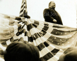 President William Howard Taft addressing the crowd at the Fall River Cotton Centennial celebration on “Presidents’ Day,” June 23, 1911. <p><p><em> “See? We had a lot to be proud of.” </em></p></p>